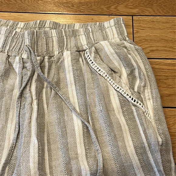 Briggs Linen Pants - Picture 2 of 3